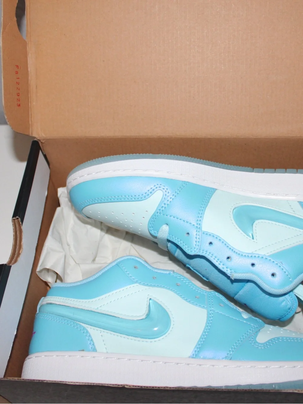 Nike low top